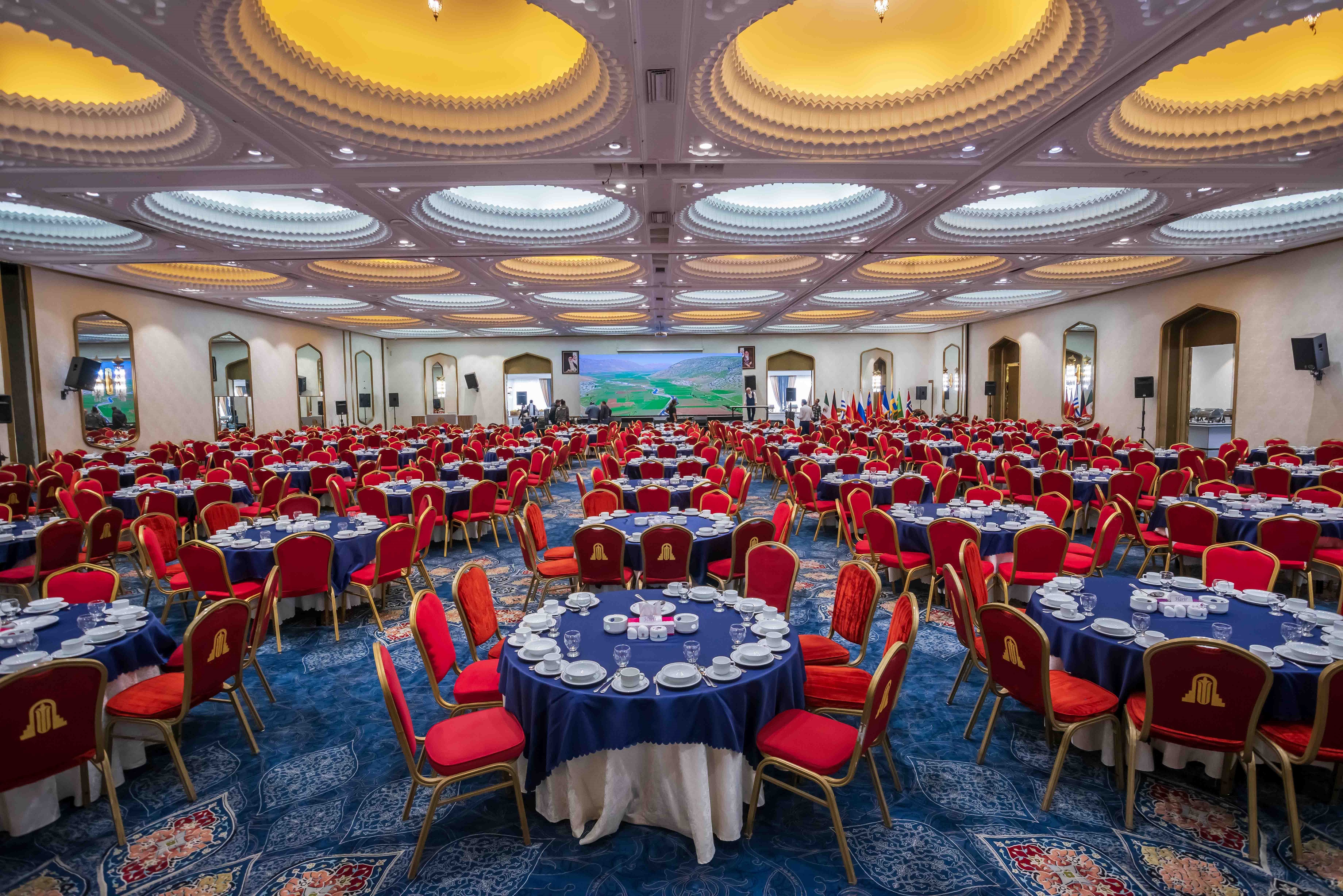 سالن دریای نور